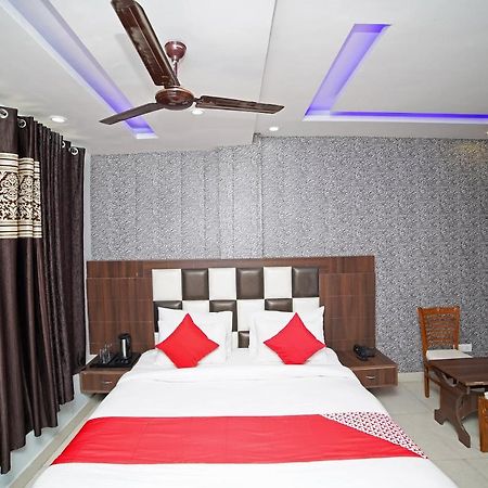 Oyo 39539 Hotel Vansh & Restaurant Kashipur Екстериор снимка
